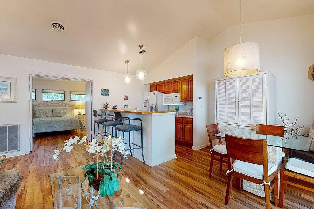 Ganze Wohnung, Sea Colony Tennis 1st floor condo w/ basketball court, free Wifi, and pool in Sea Colony, Middlesex Beach