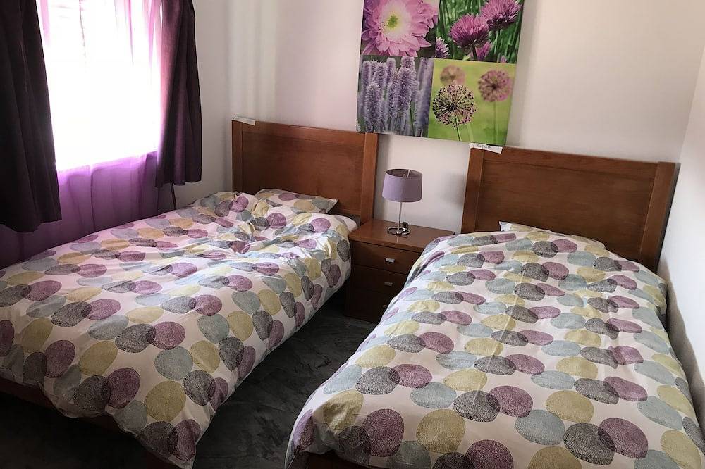 Prachtig huis met apart bijgebouw, prive zwembad en tennisbaan in de buurt van Obidos in Óbidos, Leiria District