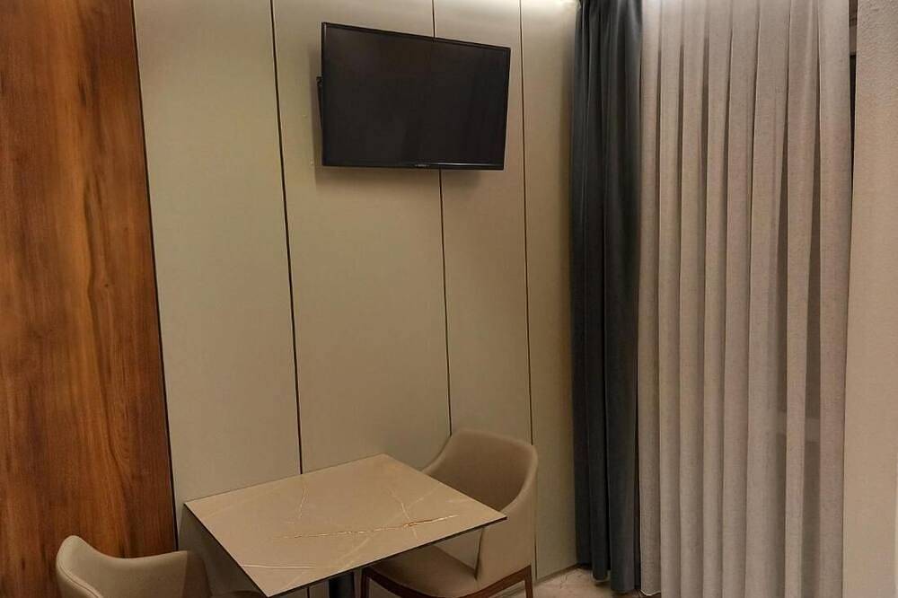 Hotel Hafez-Deluxe Doubleroom with Balcony 301 in Bad Salzuflen, Kreis Lippe
