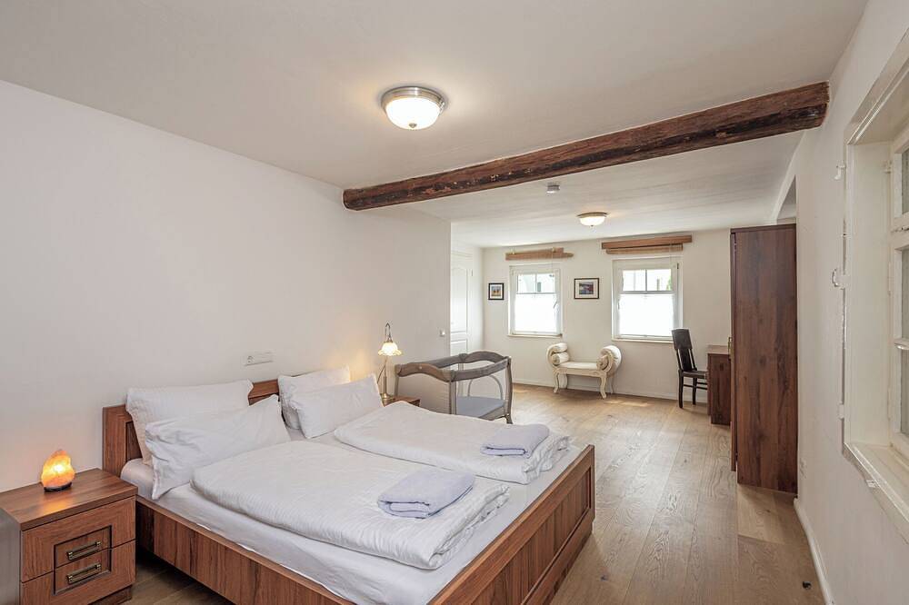 Luxuriöse Sandstein Villa - 320 qm - 7 Räume in Loschwitz, Dresden