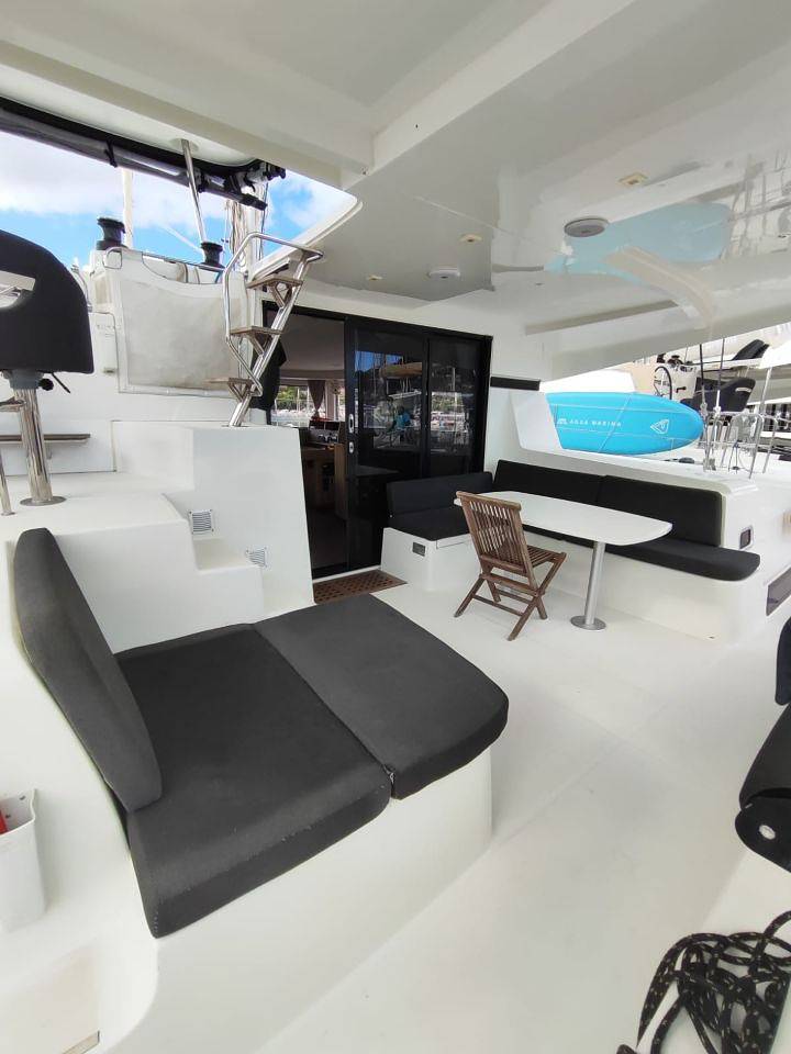 Bateau pour 8 personnes in Martinique