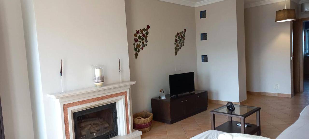 Apartamento inteiro, Apartamento Felicidade in Almancil, Distrito de Faro