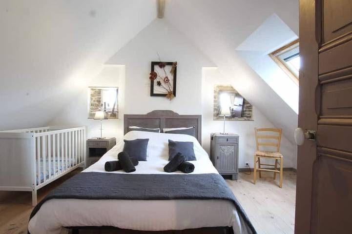 Gîte pour 4 personnes, avec jardin dans Néville-sur-Mer - 2