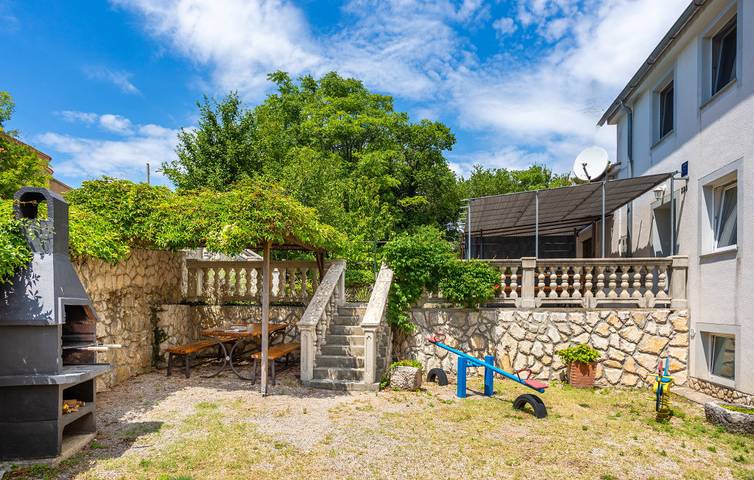 Villa mit pool für 6 Personen, mit Garten und Terrasse auf Krk - 2