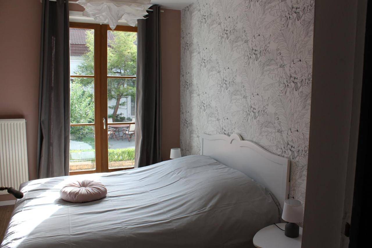 Queen Room in Santes, Région de Lille