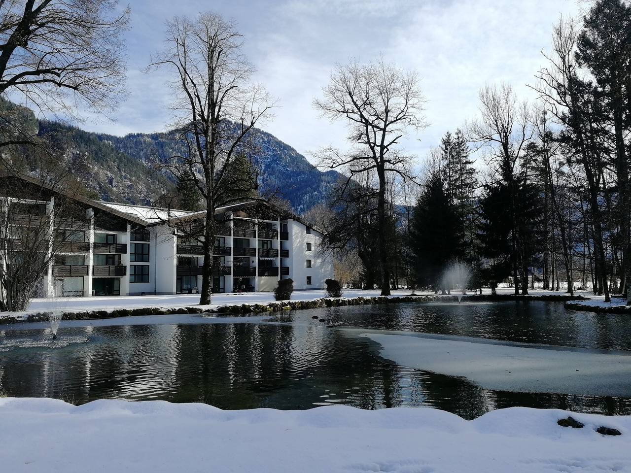 Ganzes Studio, Einzimmerapartment 'Schloss Grubhof Appartement' mit Balkon und Wlan in Loferer und Leoganger Steinberge, Sankt Martin bei Lofer
