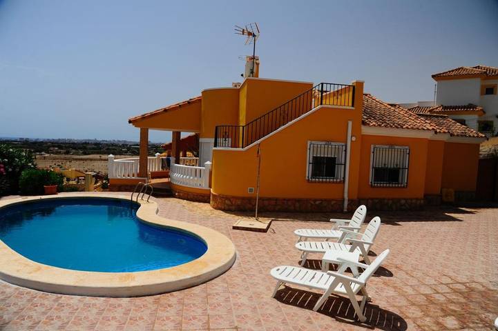 Chalet para 6 personas, con piscina y jardín, Se admiten mascotas en l'Alacantí - 3