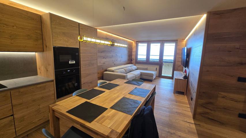 Gîte pour 8 personnes, avec jardin et balcon à Madonna di Campiglio - 2