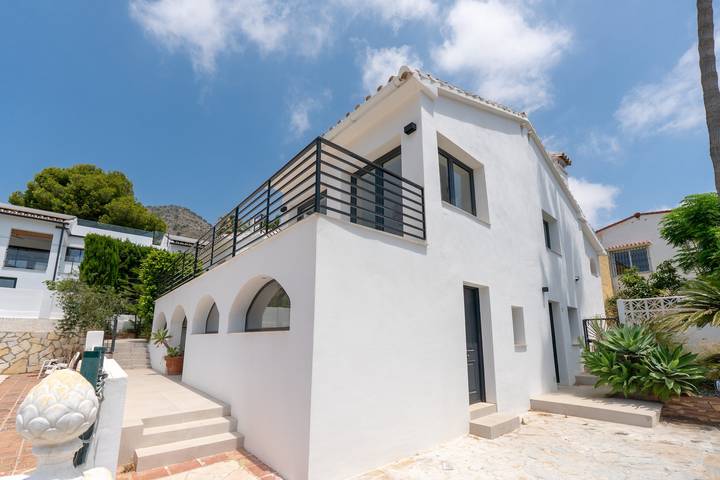Villa for 10 people, with terrace and pool in Benalmádena