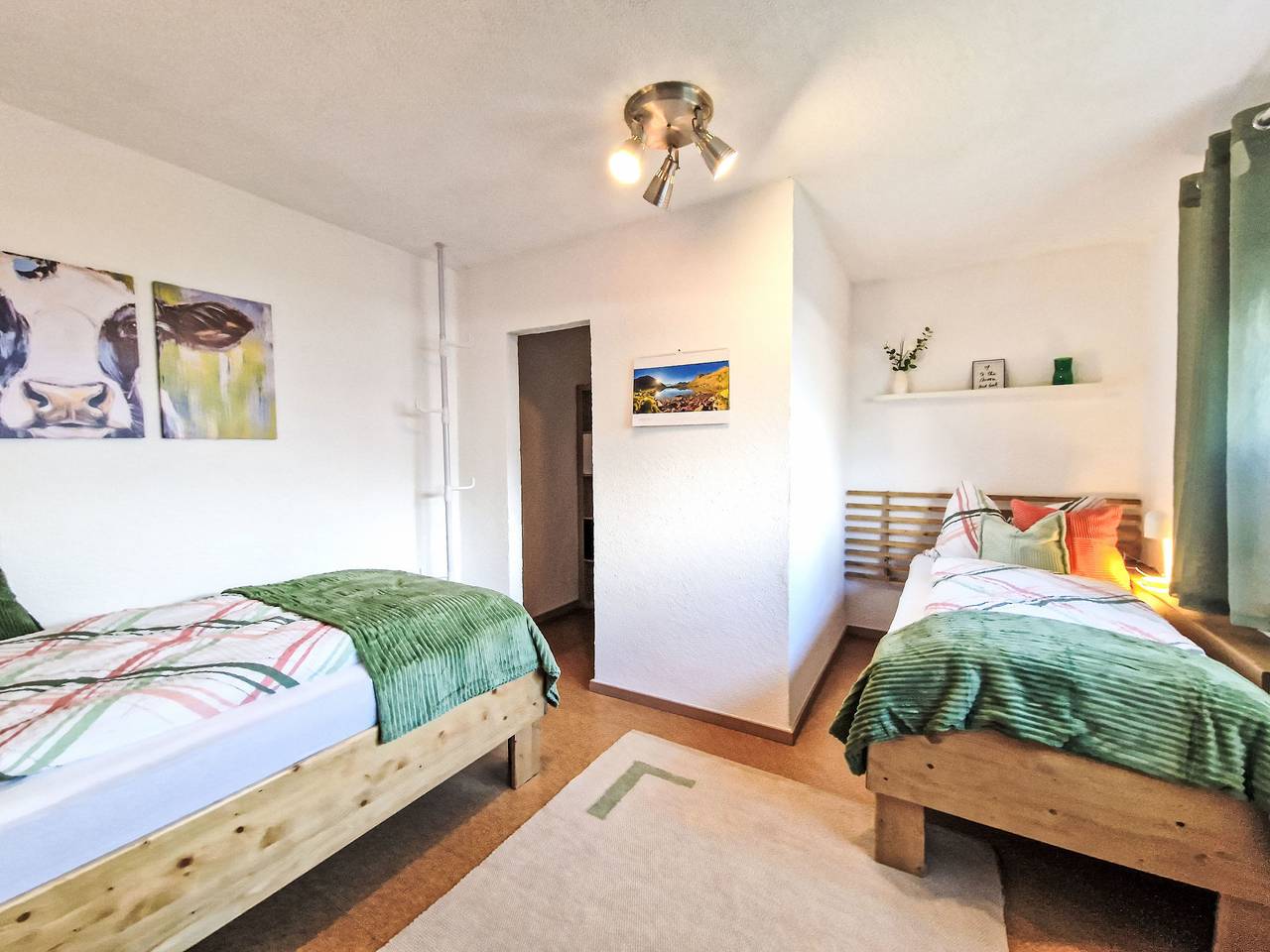 Ganze Wohnung, August in Tuxer Alpen, Schlitters