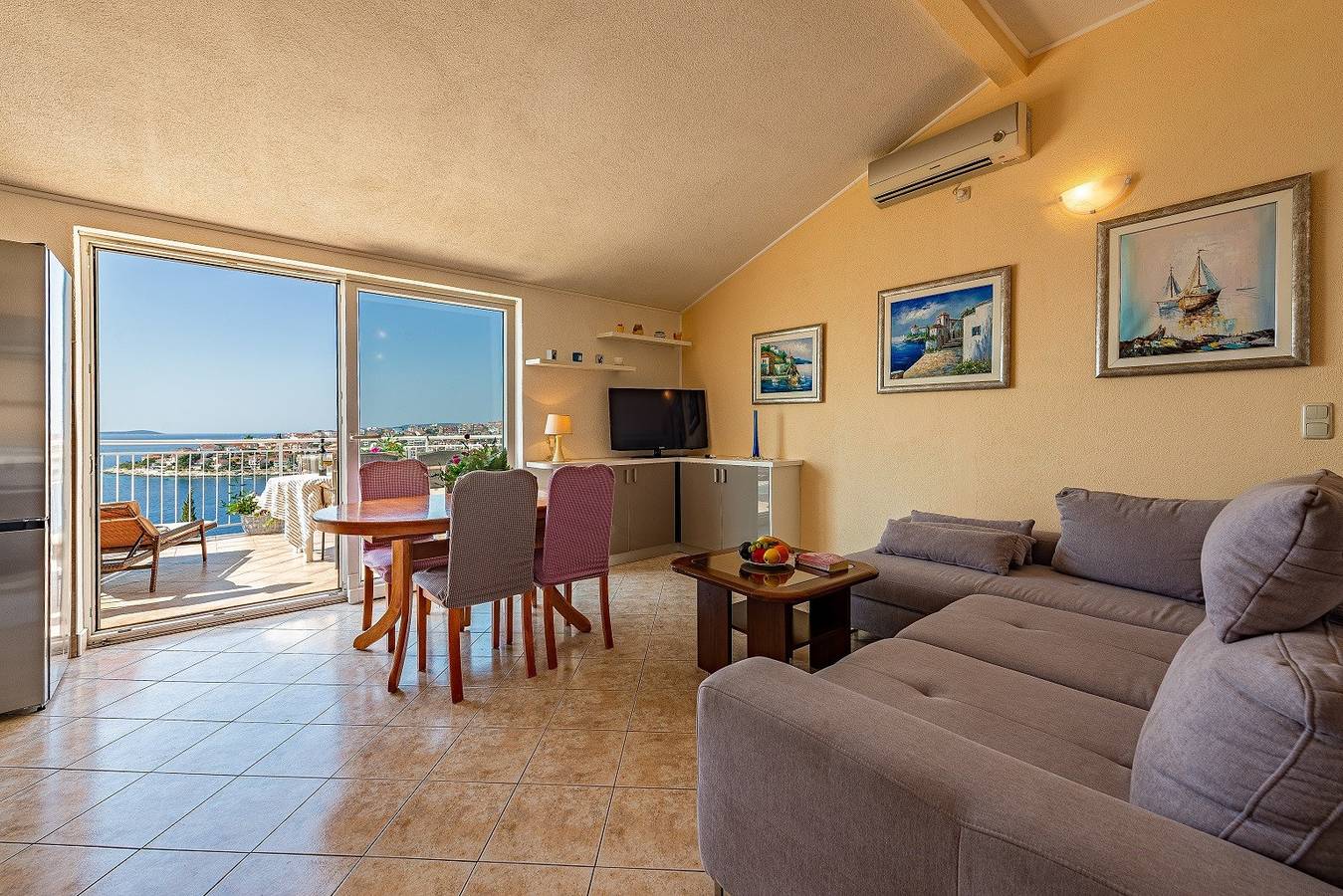 Villa pour 12 personnes avec piscine in Okrug Gornji, Čiovo