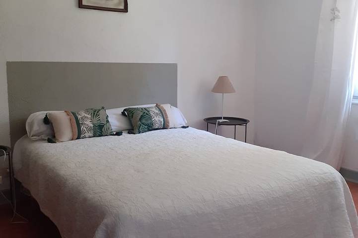 Location de vacances pour 5 personnes, avec terrasse et jardin, animaux acceptés à Le Bugue - 4