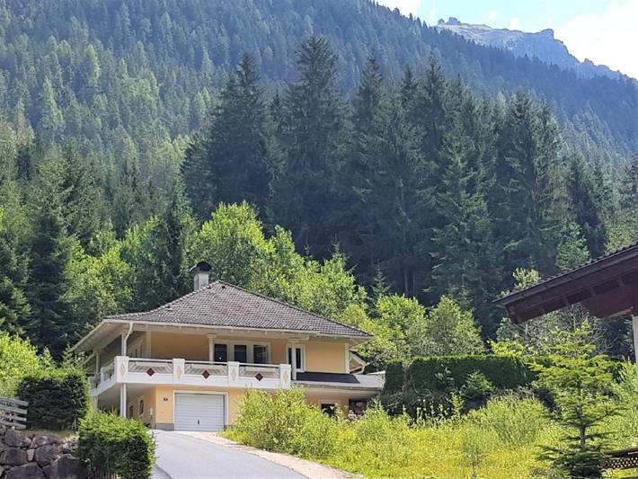 Ferienhaus für 10 Personen, mit Balkon und Terrasse sowie Garten und Ausblick in Untertauern