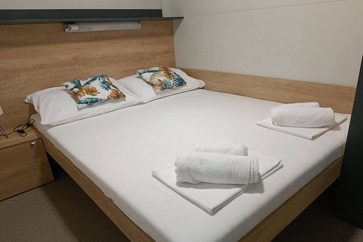 Camping für 6 Personen in Pirovac - 4