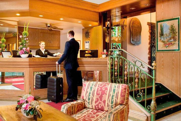 Hotel für 10 Personen, mit Terrasse in Charlottenburg Berlin - 2