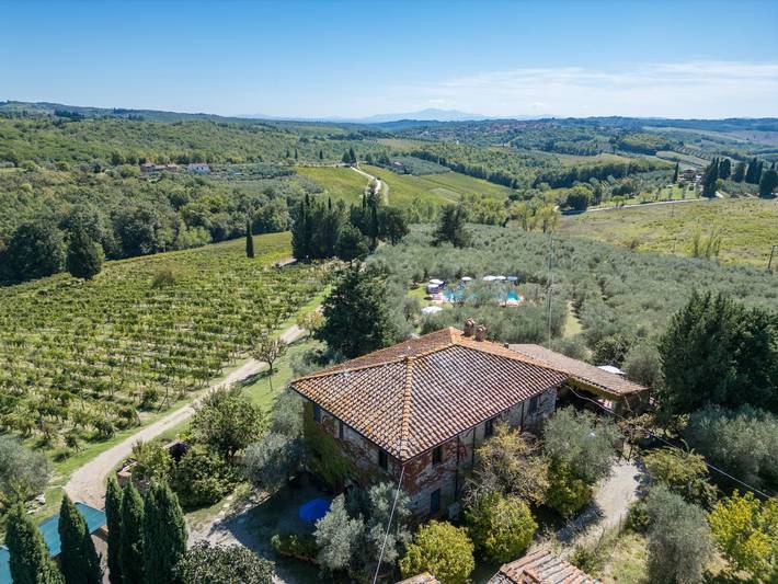 Gîte pour 4 personnes, avec jardin ainsi que vue et terrasse à Castellina in Chianti