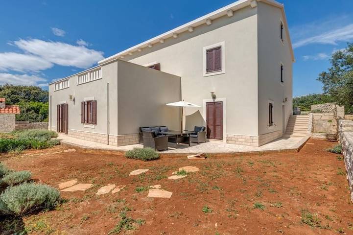 Finca für 4 Personen, mit Garten in Dalmatien