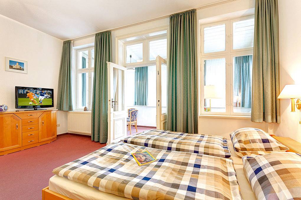 Geheel vakantieappartement, Vakantieappartement voor 4 personen met tuin in Sellin, Rügen