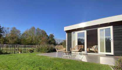 Chambre d’hôte pour 2 personnes, avec jardin ainsi que vue et terrasse à Burgh-Haamstede