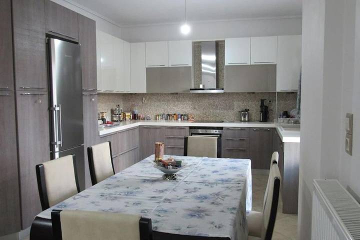 Gîte pour 5 personnes, avec vue et balcon dans Itéa