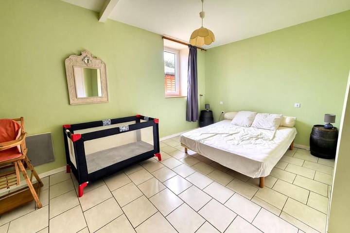 Location de vacances pour 8 personnes, avec jardin et terrasse à Asnières-en-Bessin - 2