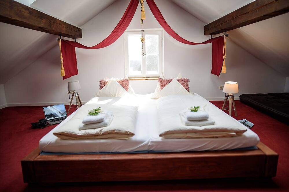 Landhäuschen auf Klostergut mit Bergblick mitten in der Natur, südl.v.München! in Huglfing, Pfaffenwinkel