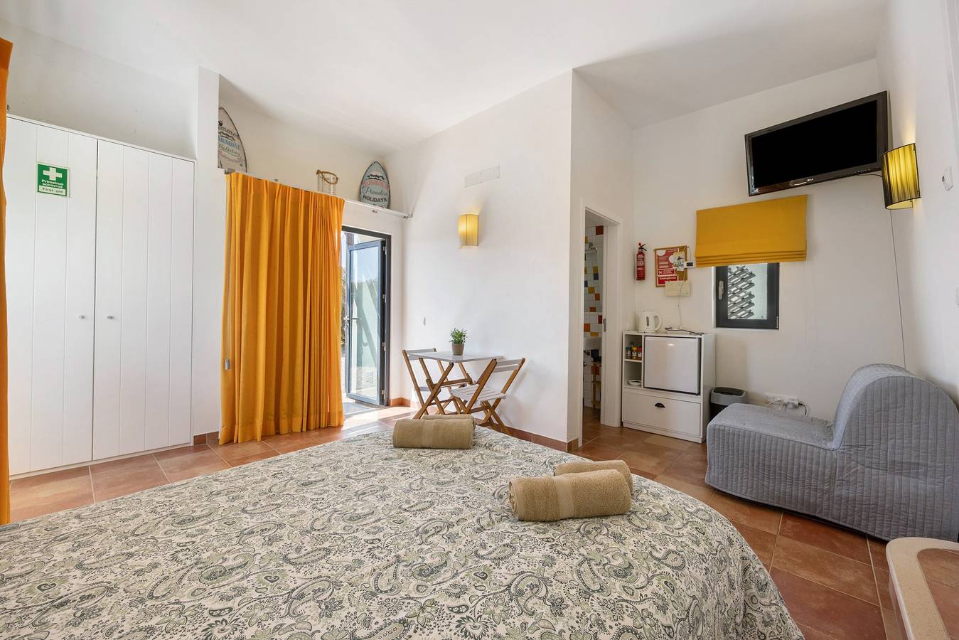Zimmer 'Amado' mit Gemeinschaftsgarten und Wi-Fi in Bordeira, Naturpark Südwest-Alentejo und Costa Vicentina