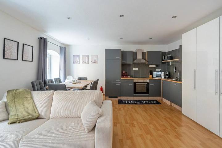 Ferienwohnung für 9 Personen, mit Ausblick und Terrasse, mit Haustier