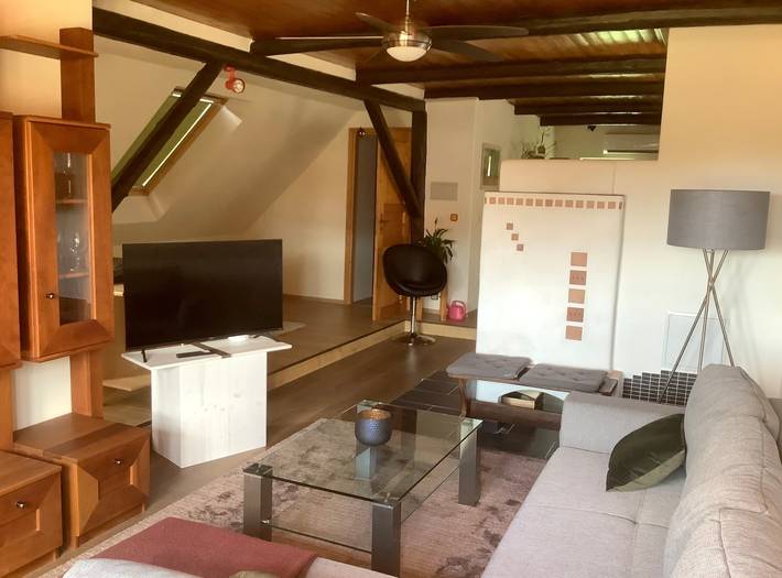 Ferienwohnung für 5 Personen, mit Balkon und Terrasse sowie Garten und Ausblick in Rinteln