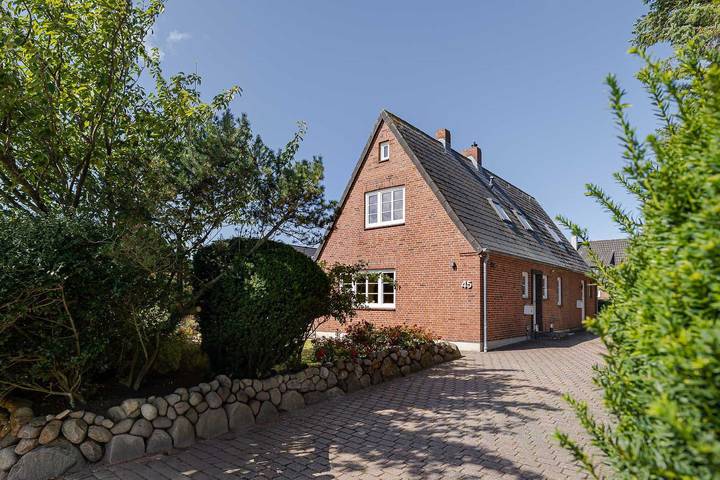 Stilvoller Hausteil mit viel Raum für gemeinsame Auszeiten in Westerland, Sylt (Gemeinde)