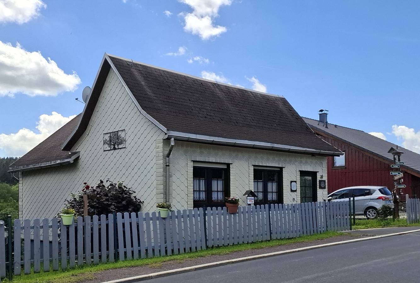 Ganze Ferienwohnung, Ferienhaus Waldblick in Neuhaus am Rennweg, Rennsteig
