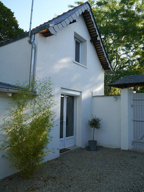 Chambres d'hôte (B&B) en Bord de Loire - Chambre d'hôtes (B&B) et salon sur la Loire à vélo in Les Ponts-de-Cé, Région d'Angers