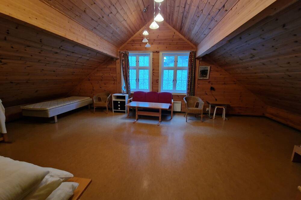 Fjordview Schoolhouse. Stay in the Heart of a Unesco World Heritage Region in Sognefjord