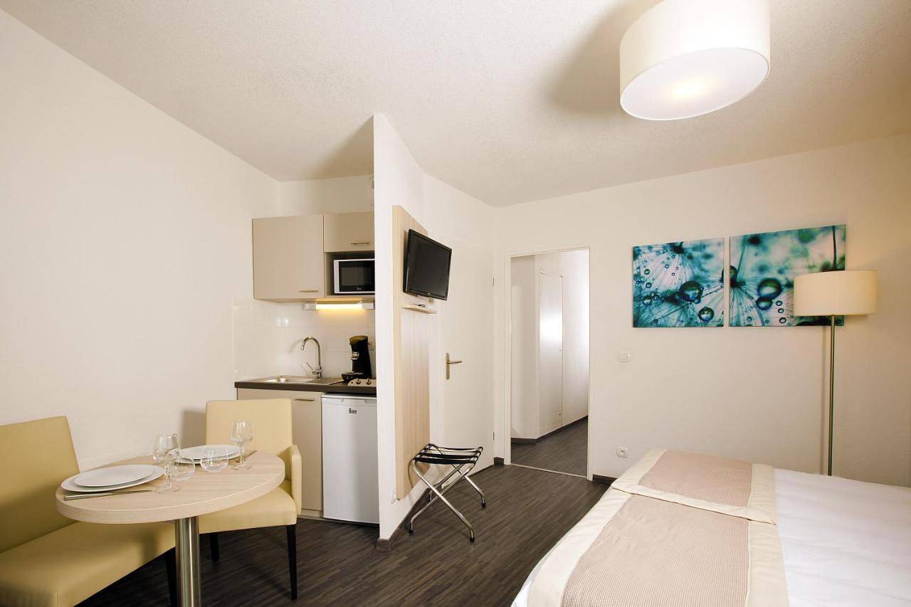 Residhome Neuilly Bords De Marne in Le Perreux-sur-Marne, Val-de-Marne