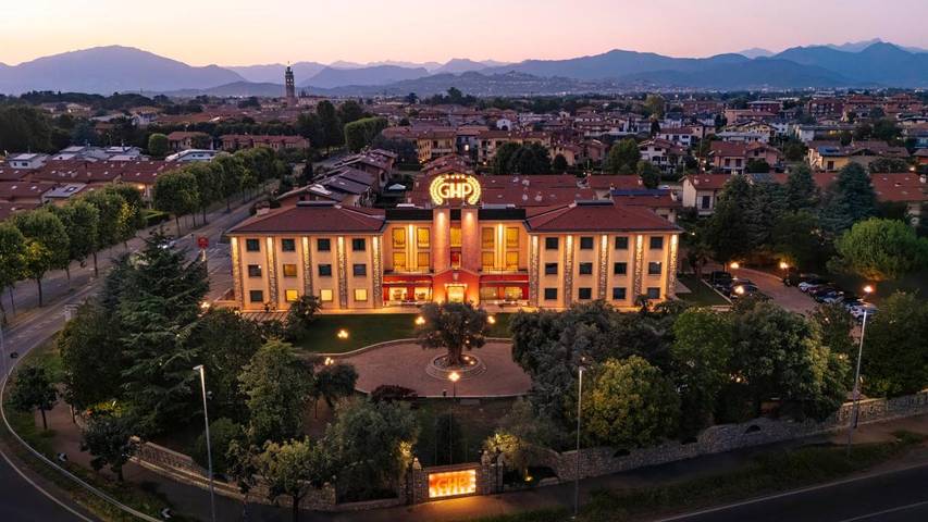 Appartamento, con Giardino a Stezzano
