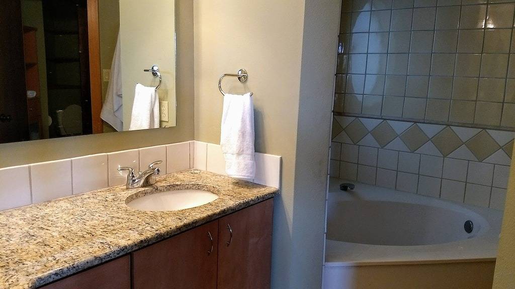 Heavenly Waterfront Retreat mit eigenem Bootsdock in der Deep Cove. in Lake Travis