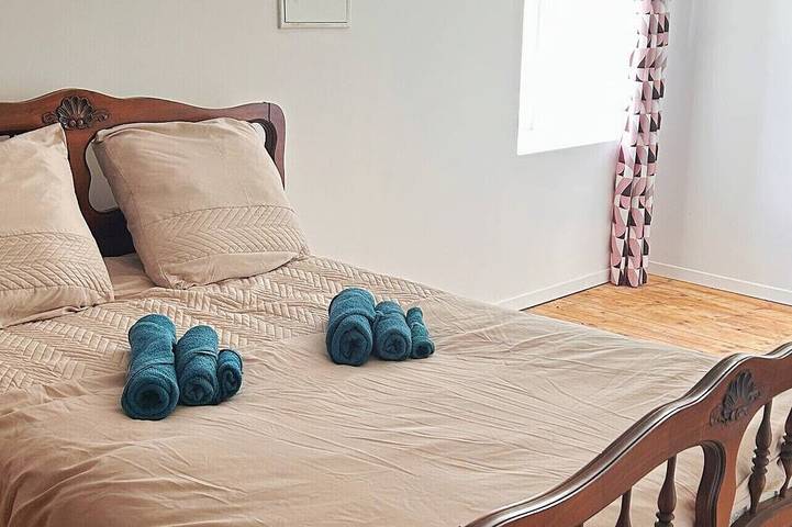 Location de vacances pour 8 personnes, avec jardin à Roussines - 3