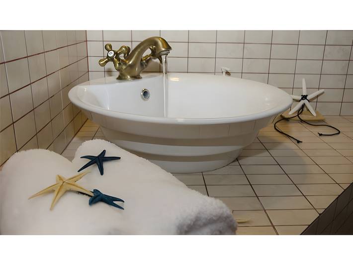 Gîte pour 2 personnes, avec jardin et balcon dans Milos - 4