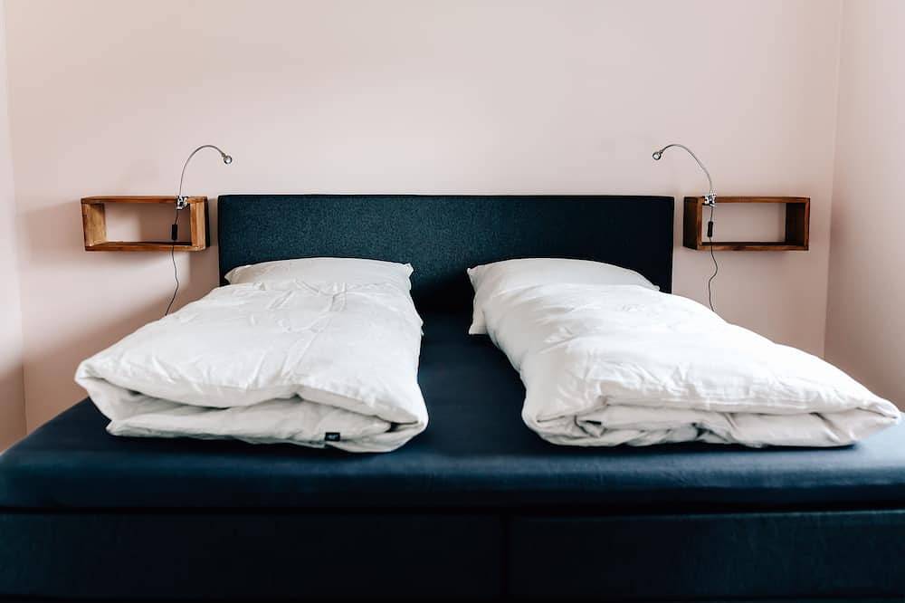 Blomsterhus, eine Perle mitten im Alten Land an der Elbe in Hollern-Twielenfleth, Altes Land Stade