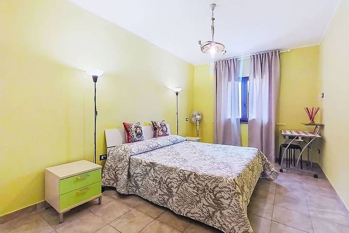 Caratteristica villa indipendente per 6 persone con piscina privata, WIFI, TV e terrazza in Gaggi, Provincia di Messina