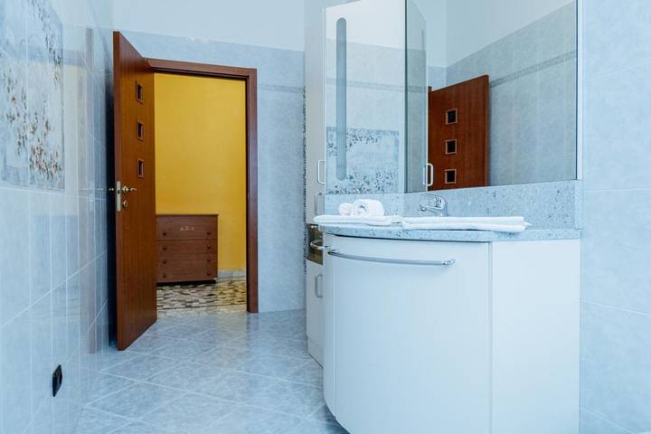 Gîte pour 8 personnes, avec balcon à Busto Arsizio - 3