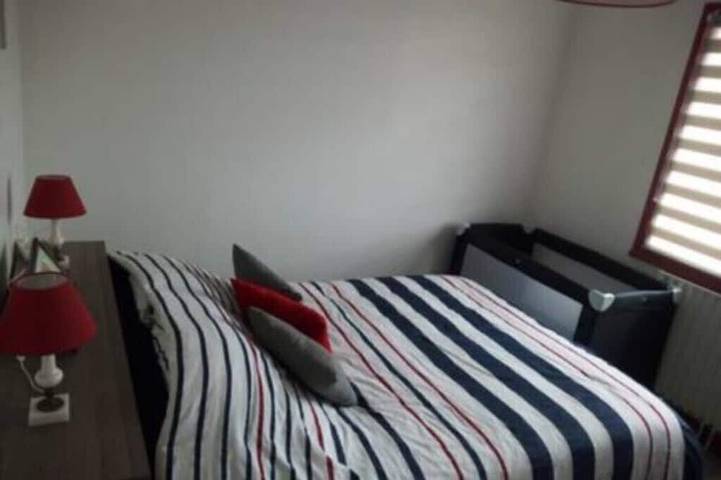Fully equipped family home with a large garden and free fiber Wifi in Blois, Blois region