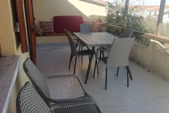 Apartamento entero, Apartamento de vacaciones para 4 personas con jardín in S'ena E Sa Chitta, Siniscola