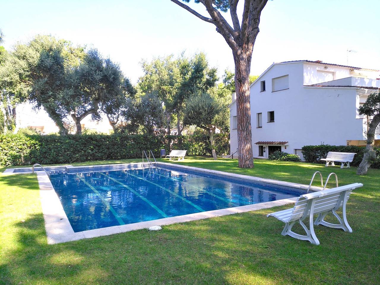 Maison mitoyenne avec jardin et terrasse, 800m de la plage, jusqu'à 8 pers, animaux admis in Calella de Palafrugell, Palafrugell