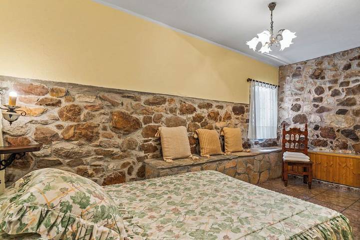 Appartement entier, Apartamentos Rurales Lorences pour 5 personnes in Somiedo, Chaîne Cantabrique