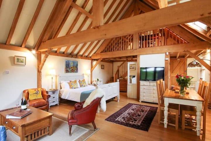 Holiday home for 2 people, with garden and hot tub as well as sauna - 1
