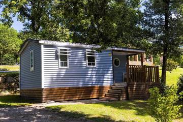 Camping pour 4 Personnes dans Serviès, Massif central, Photo 4