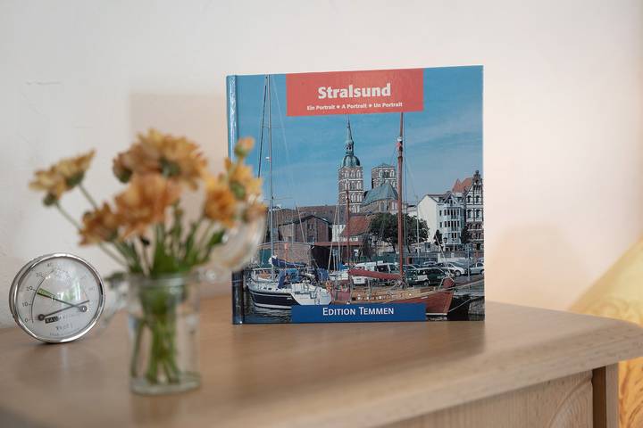 Ganze Wohnung, Ferienwohnung Lüsso mit privater Terrasse, privatem Garten und Wlan in Lüssow, Stralsund Umland