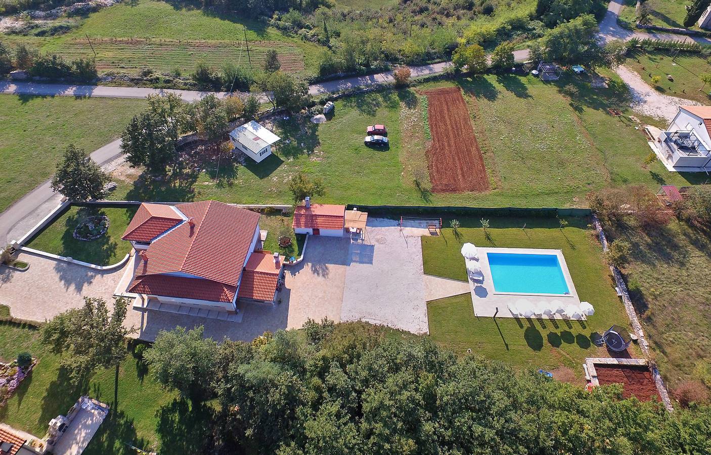 Ganze Wohnung, Ferienwohnung für 8 Personen mit Pool in Žminj, Zentralistrien