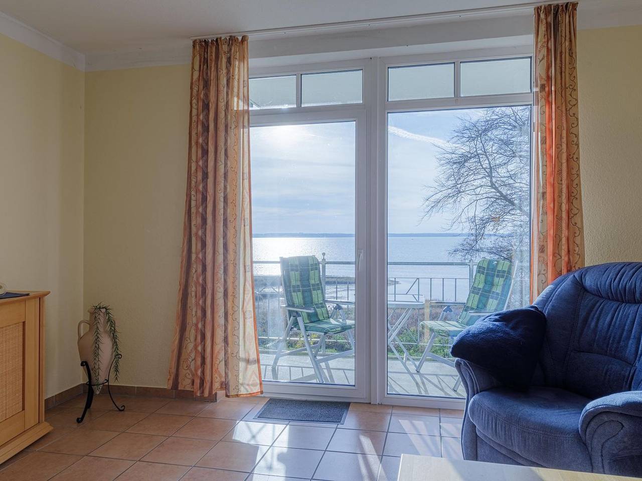 Geheel appartement, Vakantieappartement voor 2 personen met balkon in Waren (Müritz), Müritz